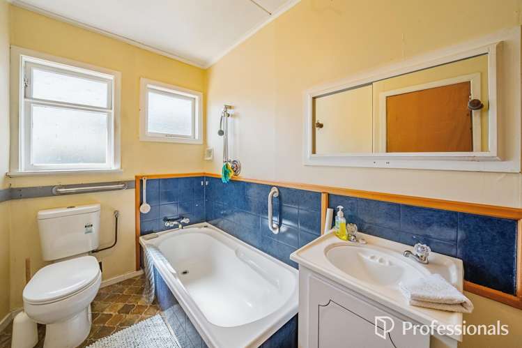 12 Miles Crescent Wainuiomata_14