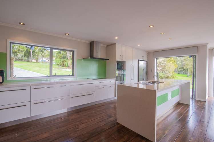 30 Lloyd Drive Wainui_5