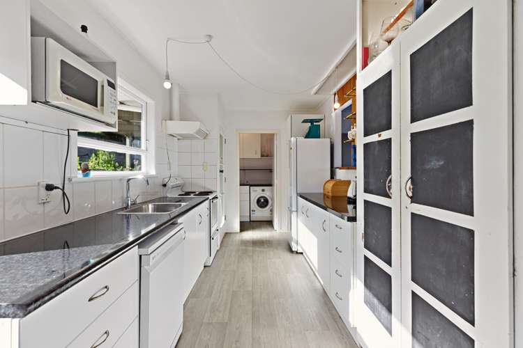 18 Jonathon Street Brookfield_4