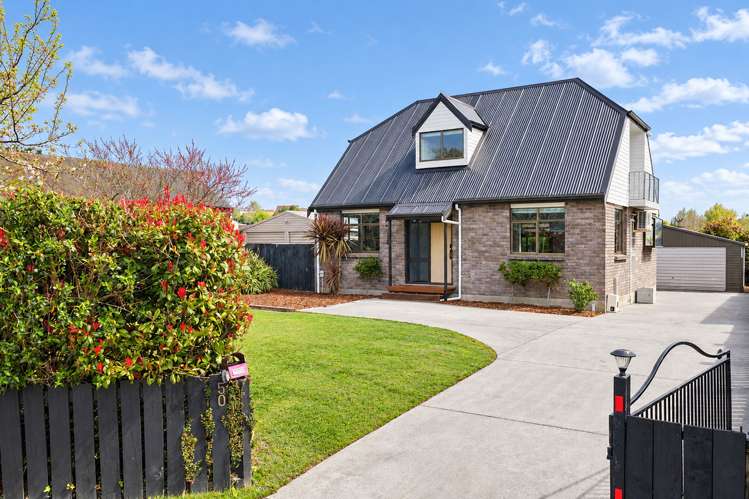 50 Poaka Avenue Dinsdale_23