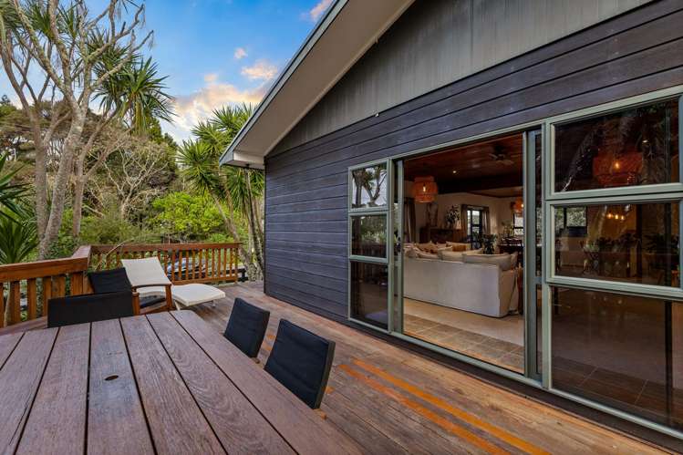 18 Awhiorangi Promenade Swanson_40