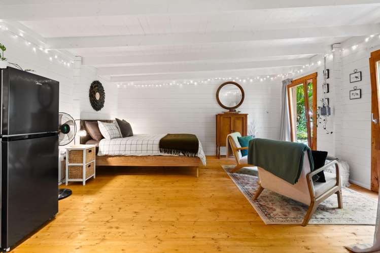 57A Riverside Drive Riverside_25