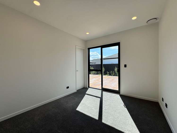 9 Tipu Crescent Milldale_13