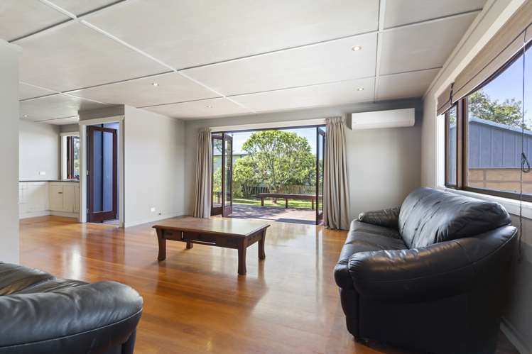 506 Ocean Road Whangamata_18