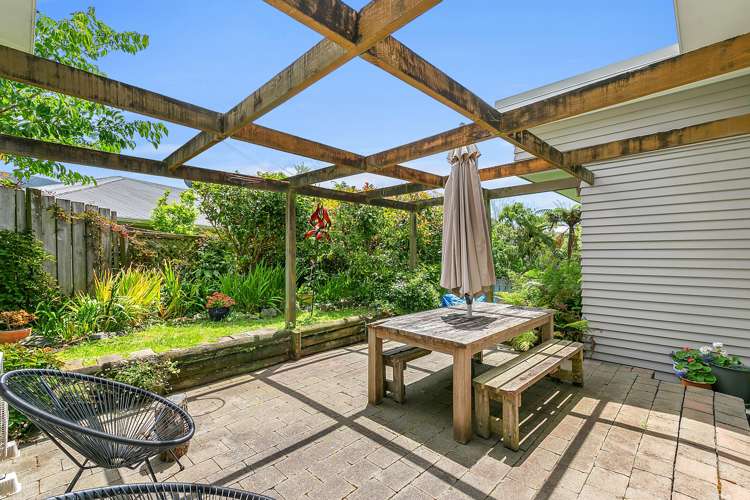 4 Stephen Street Tawa_24