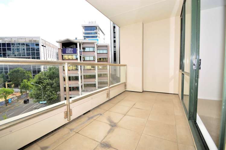 7h/18 Wakefield Street Auckland Central_7