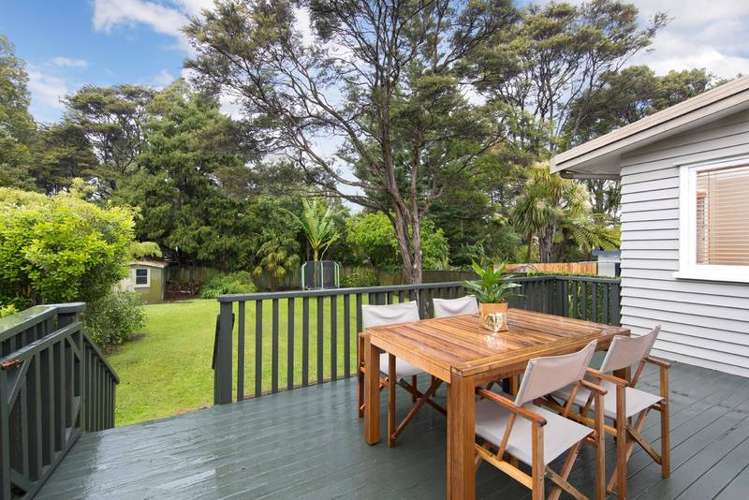 94 Woodlands Park Road Titirangi_14
