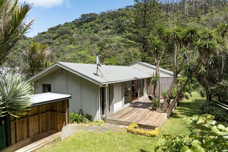 34 Karekare Road Karekare_22