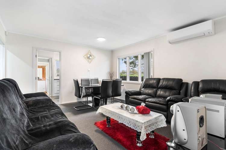 1/19 Velvet Crescent Otara_6