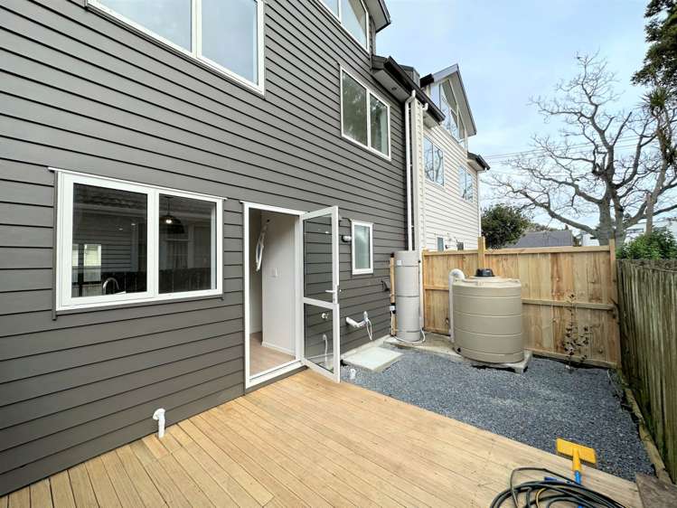 36E Kawiti Avenue Pt England_11