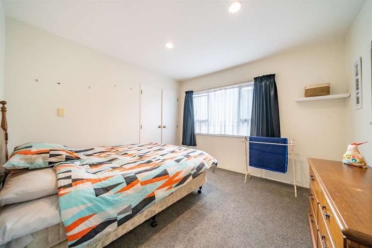 5 California Drive Totara Park_14