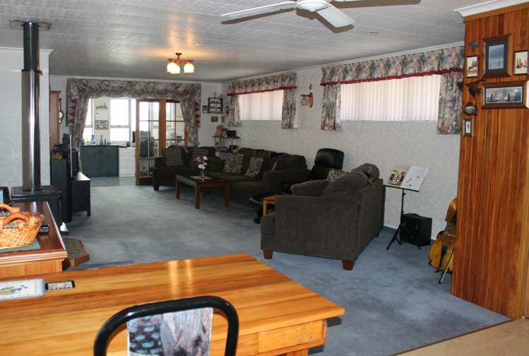 32 Richmond Road Carterton_6