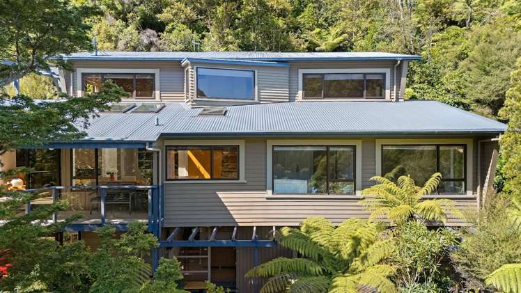 136 Cheviot Road, Lowry Bay Eastbourne_27