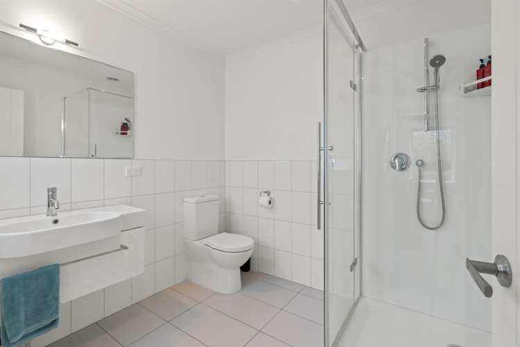 11 Byron Brown Place Otaki Beach_12