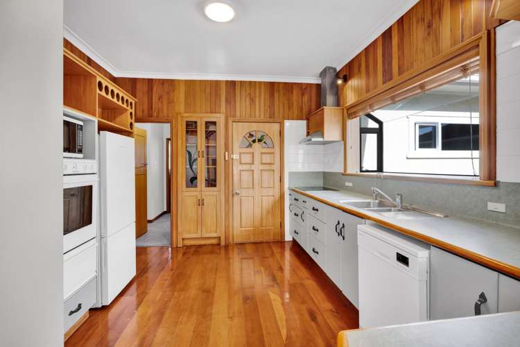 13 Regent Street Hawera_9