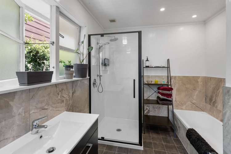 979 Fergusson Drive Ebdentown_15