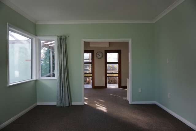 24 Savage Crescent West End_3