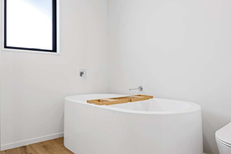 1 Stonyer Street Woodend_13