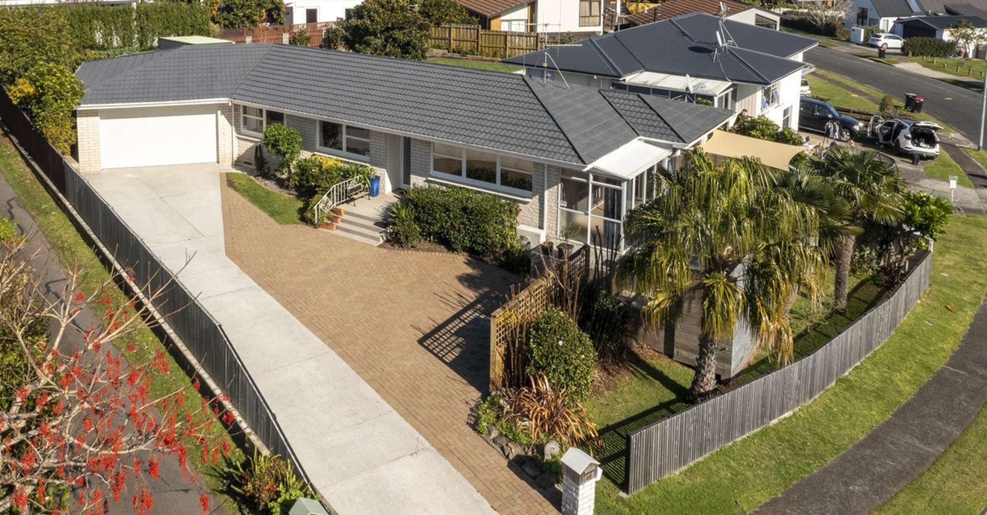 40 Eaton Crescent Matua_0