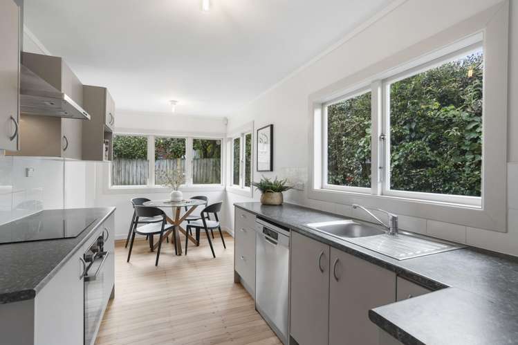 1/12 Craigbank Avenue New Lynn_4