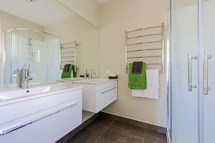 202 Riverslea Road South Akina_10