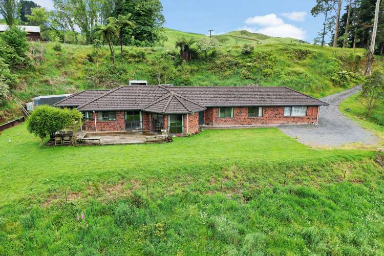 363 Limeworks Loop Road Te Pahu_38