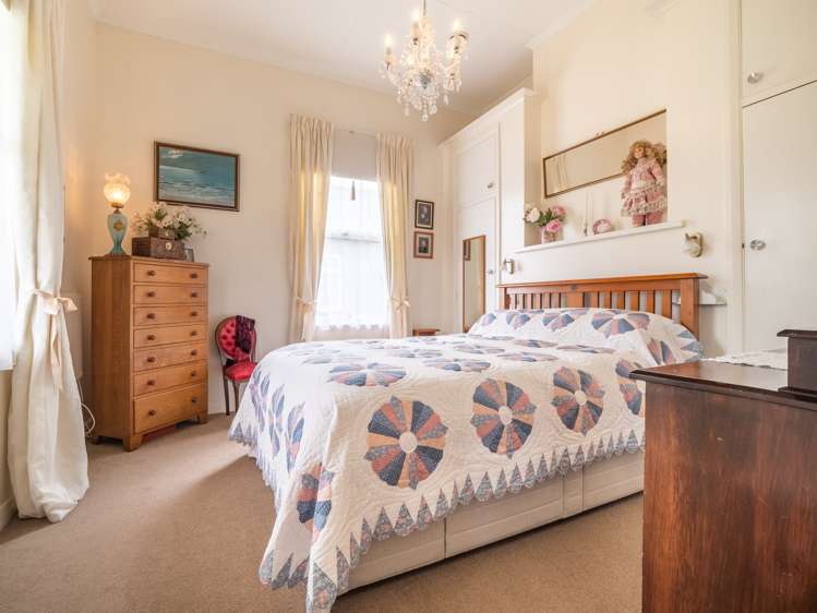 19 Whitehaven Street Lawrence_12