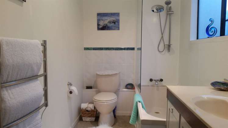 8a Beach Road Glenbrook_6