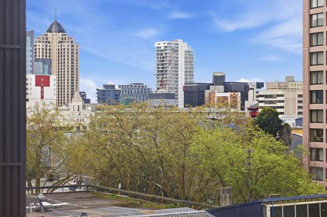 2C/208 Hobson Street City Centre_4