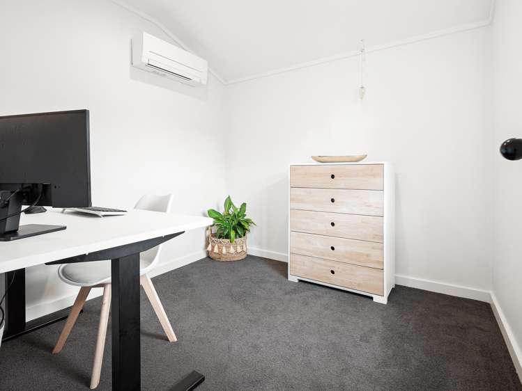 2 Fergusson Way Judea_22