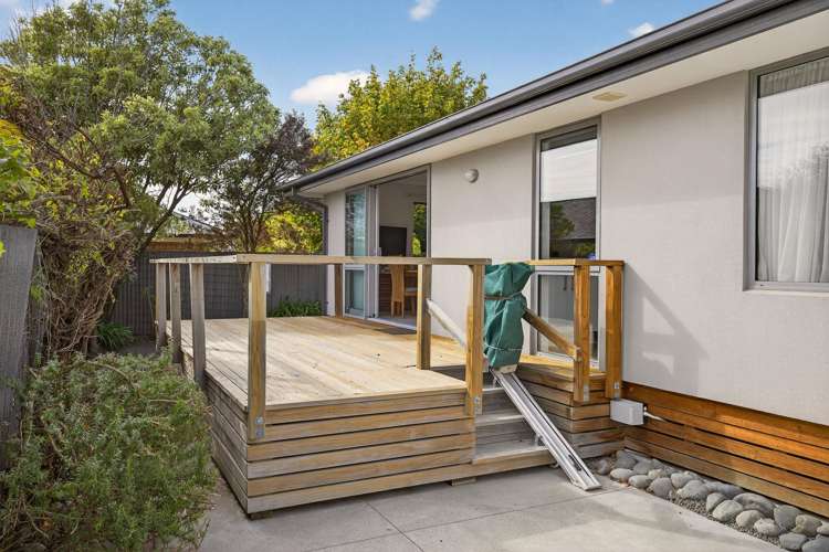 2/110 Hills Road Edgeware_17