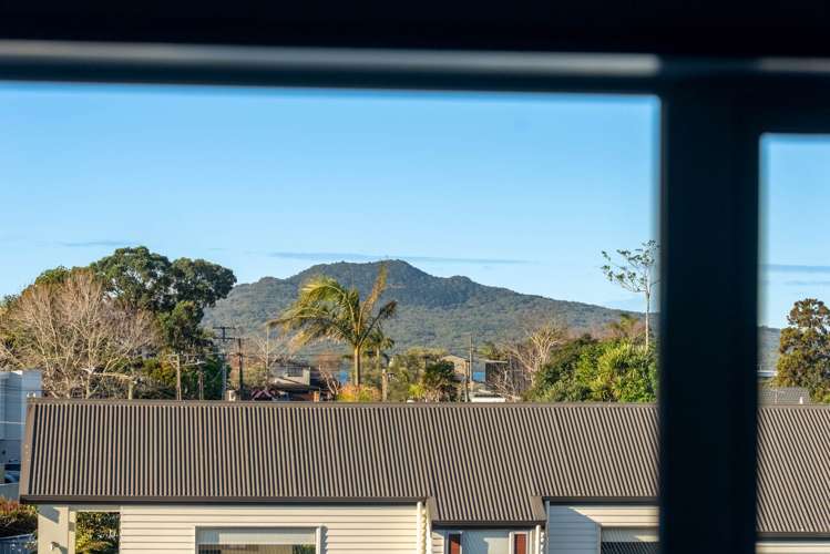 33 Williamson Avenue Belmont_57
