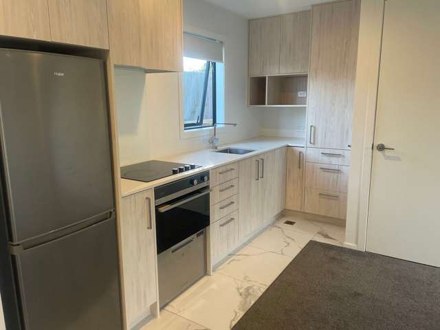 3/83 Vodanovich Road Te Atatu South_1