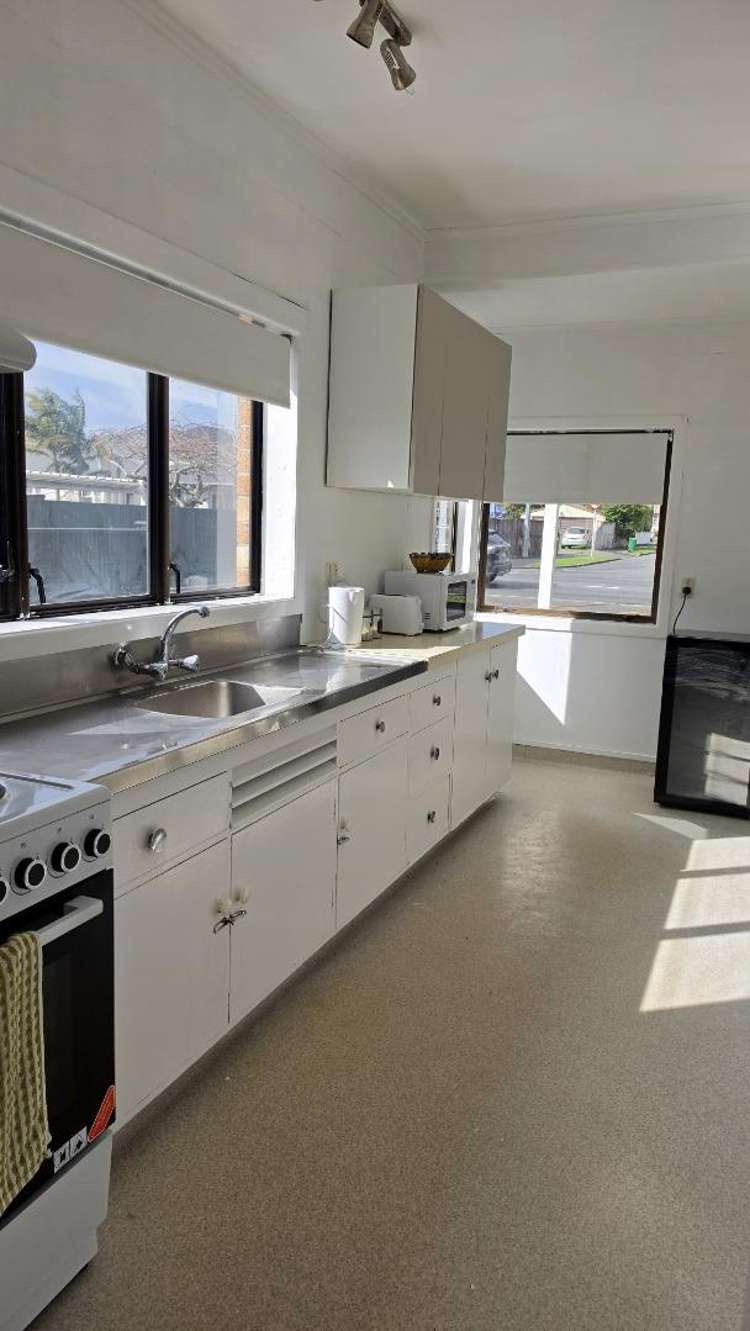133A Clarkin Road 10458_1