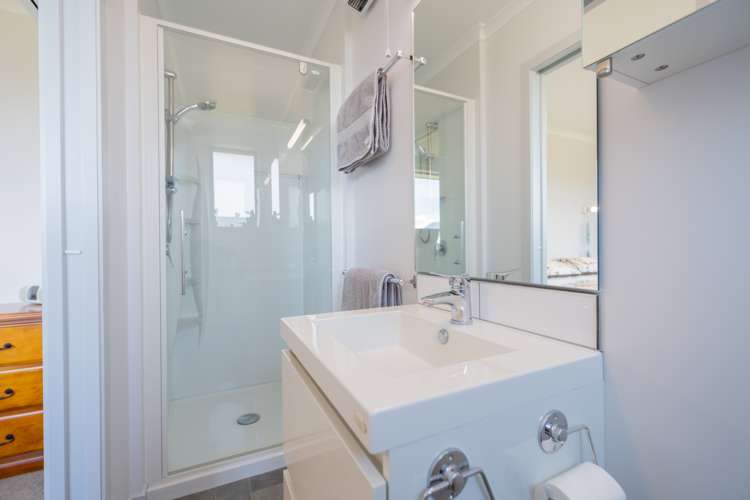 18 Orbell Crescent Te Anau_12