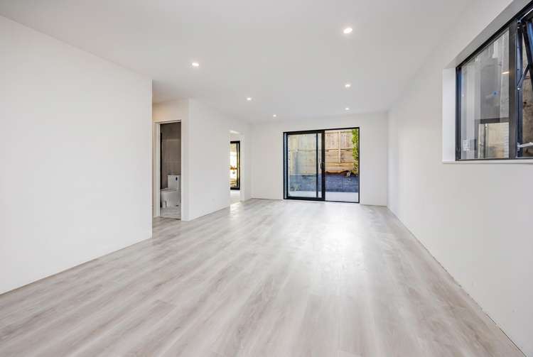 2/9 Glenside Avenue_3