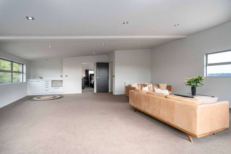 11 Fairmile Drive Mosgiel_13