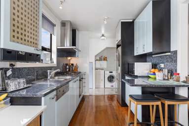 655 Richardson Road_4