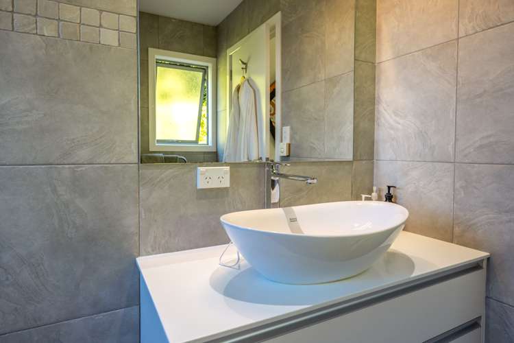 14 Natzka Road Ostend_21