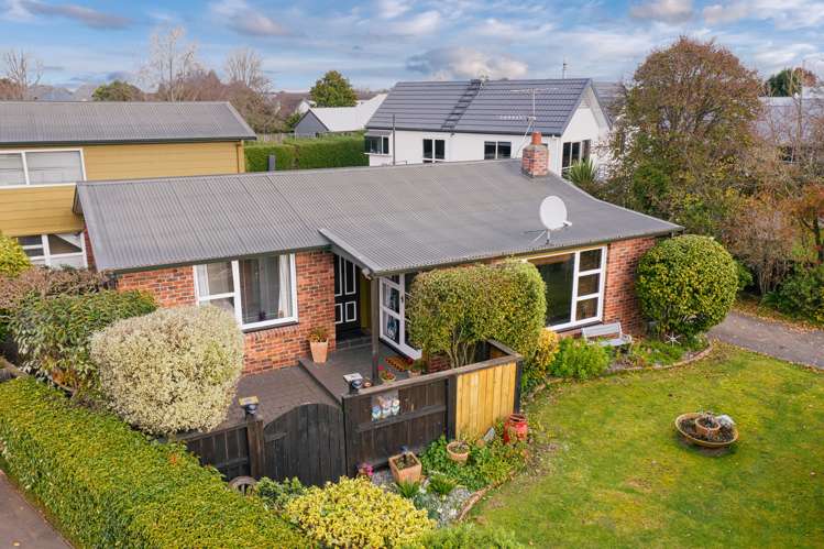 64 Farm Road_0