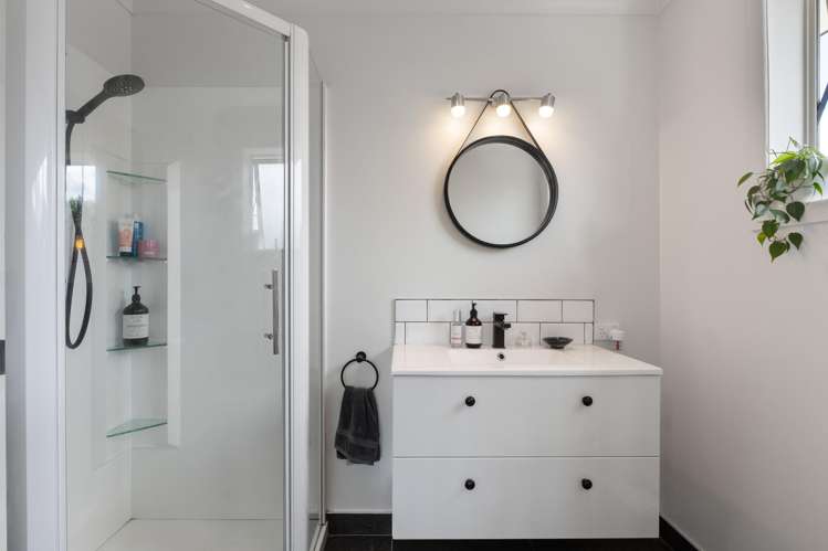 6 Buchanan Street Mangapapa_17