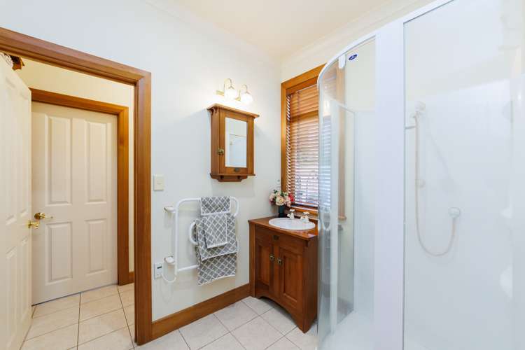 5 Waicola Drive Fitzherbert_14