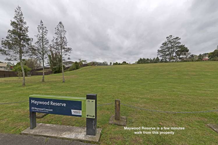 2/7 Maywood Crescent Glen Eden_17