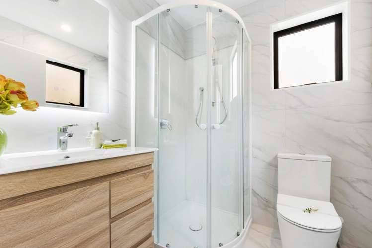 3/18 Pine Street New Lynn_13