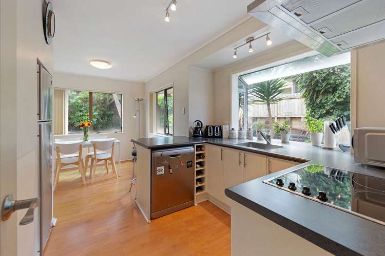 18b Dryden Avenue Papatoetoe_6