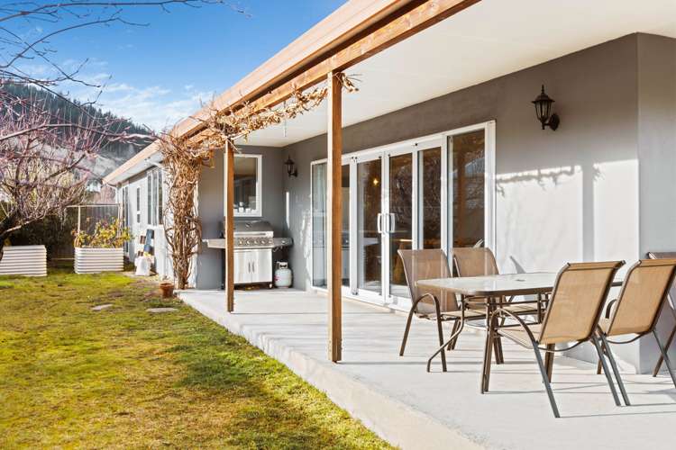 4 Lantern Way Clyde_12