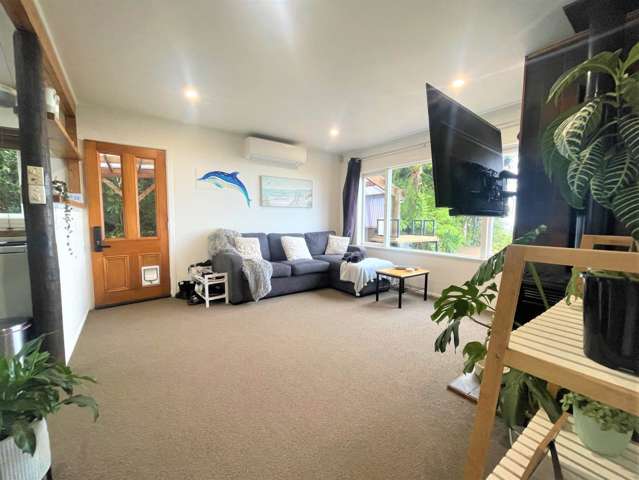 27a Quinns Road Waiatarua_2