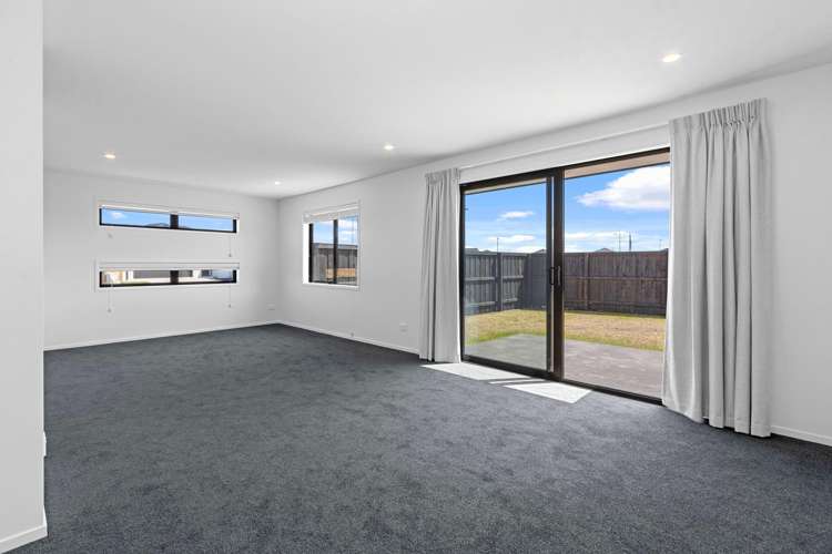 7 Finn Avenue Rolleston_2