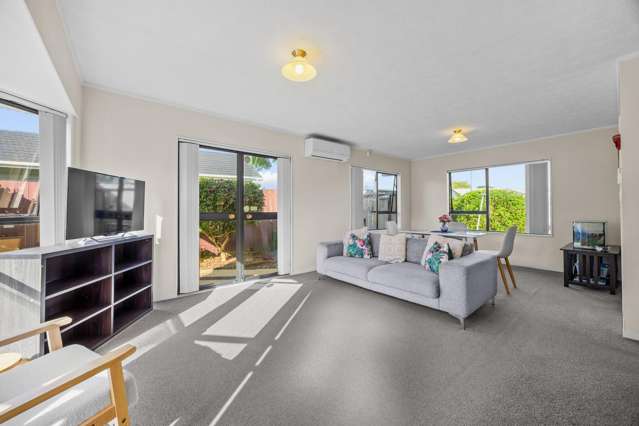 2/6 Dillimore Avenue Pakuranga_1