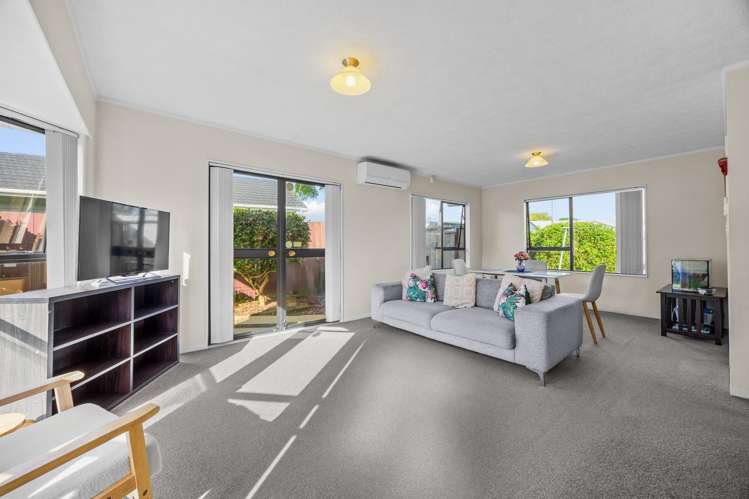 2/6 Dillimore Avenue_1